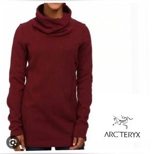 Arc’teryx Desira Tunjc Cowl Neck Fleece Sweater - Women’s Large